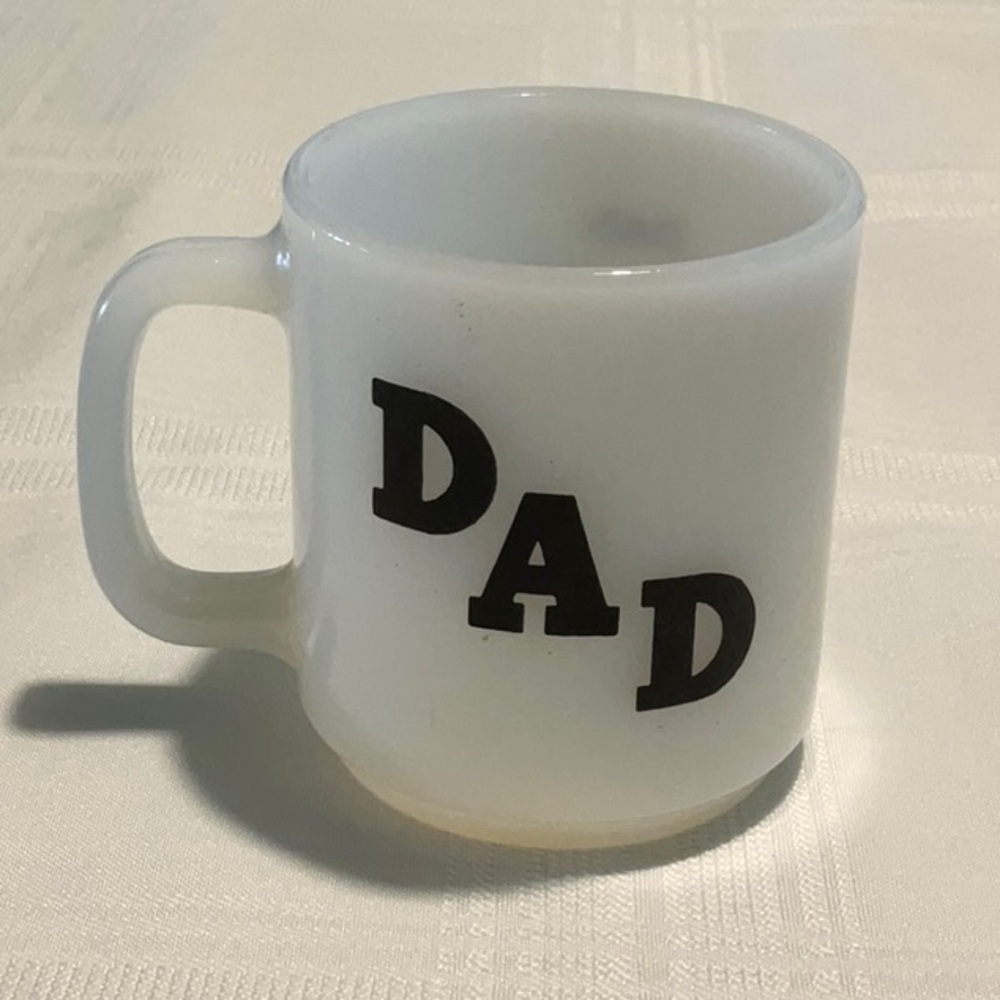 White Mug with 'DAD' Print Vintage Milkglass U.S.A. Glasbake